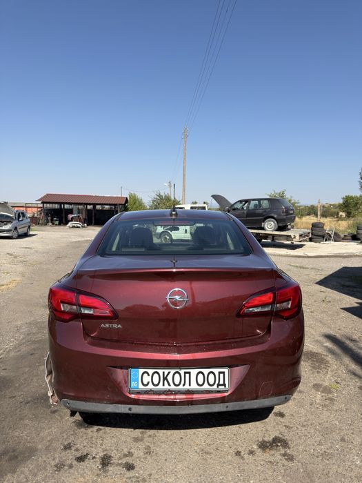 Опел Астра  J /Opel Astra J(1.6i 85kw 2017г.) на части