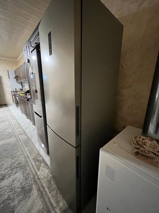 Продам холодильник