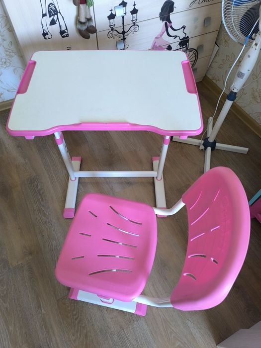 Парта и стульчик