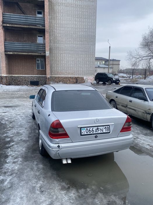 продам или обмее мерс с 180