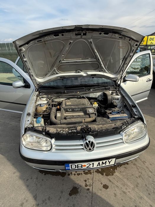 Volkswagen Golf benzină, 905 € — imagine 4