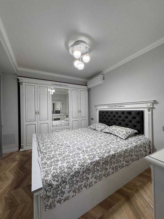 продается 3/2/12
на: Метро Космонавтов