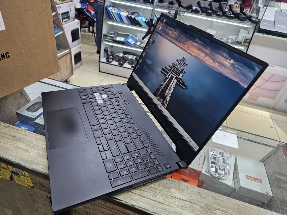 Asus TUF Core i7 + RTX 3070