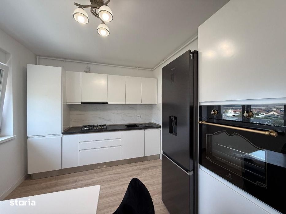 De vanzare Apartament 3 camere, Alba Micesti Bloc Nou.