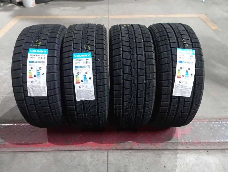 Anvelope Sunny 225/45/17 Noi De Iarna