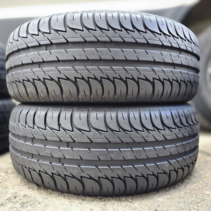 2x 205/55/16 VARA KLEBER Stare impecabila