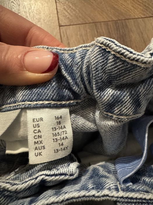 Дънки H&M  Модел: LOOSE FIT  размер 164