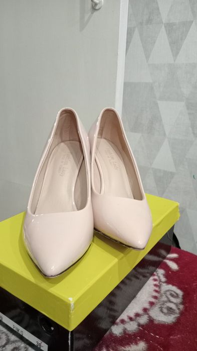 Продам туфли лодочка 37 размер