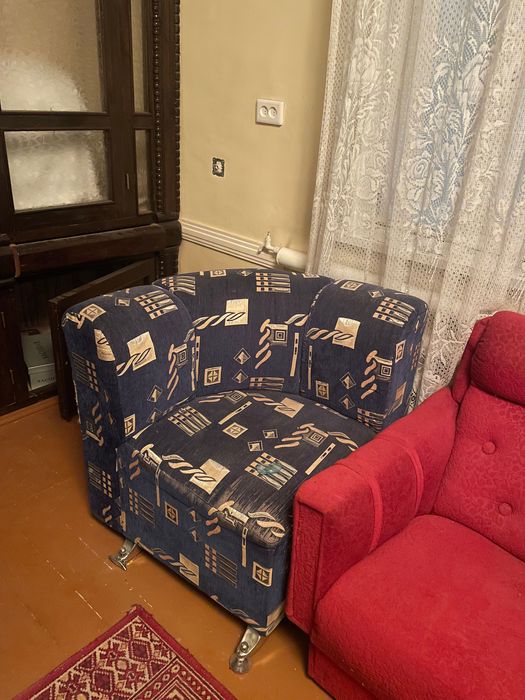 Б/У мебель! Шкаф стенка , кровать , диван и два кресло и т.д