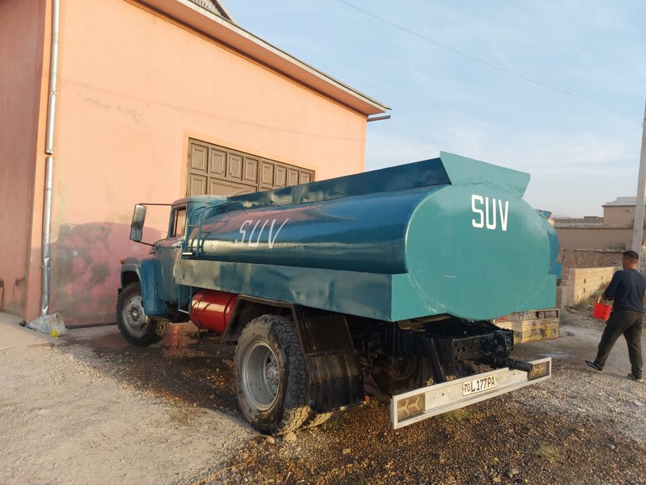 Водовоз сотилади