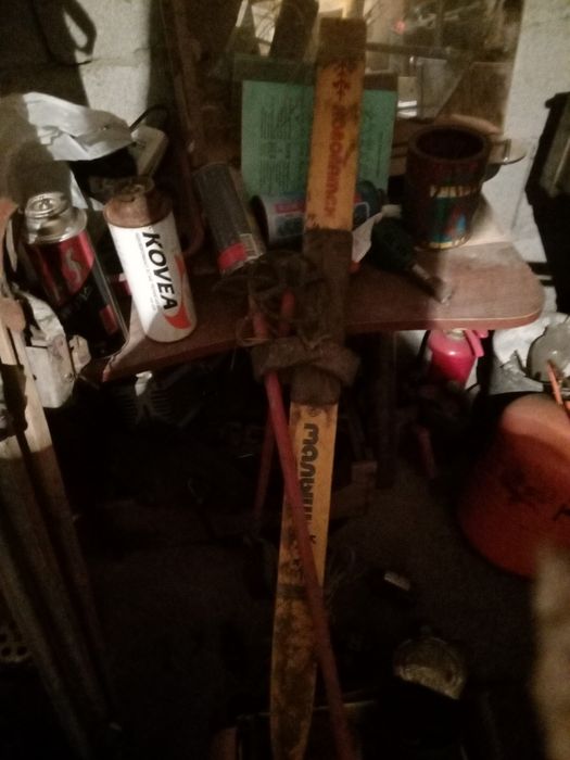 Продам лыжи СССР.Клюшки