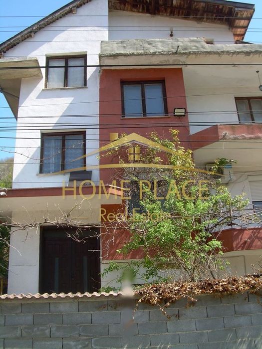 Продава се Къща в Провадия - 320 кв.м за 1032 €/кв.м - Снимка #1