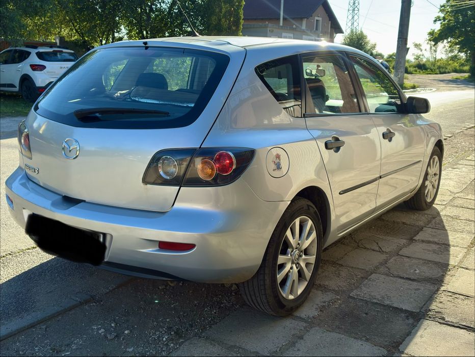MAZDA 3 2006 — imagine 2