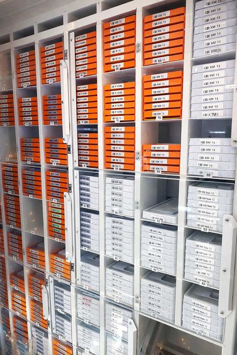 Afacere 2026 – PHONE Case Vending Machine NOU