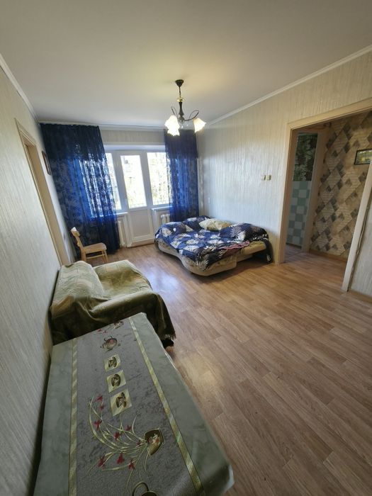Продается 2-комн (3-6, 3 эт)