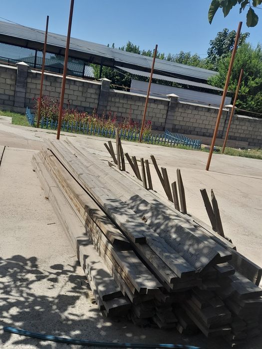 Стропила и рейка бушный
