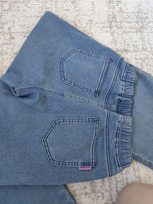 Срочно продам джинсы