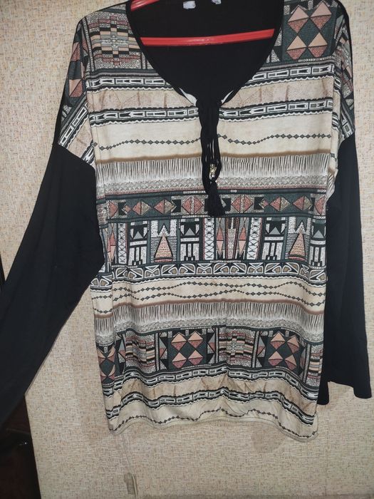 Женские  кофточка