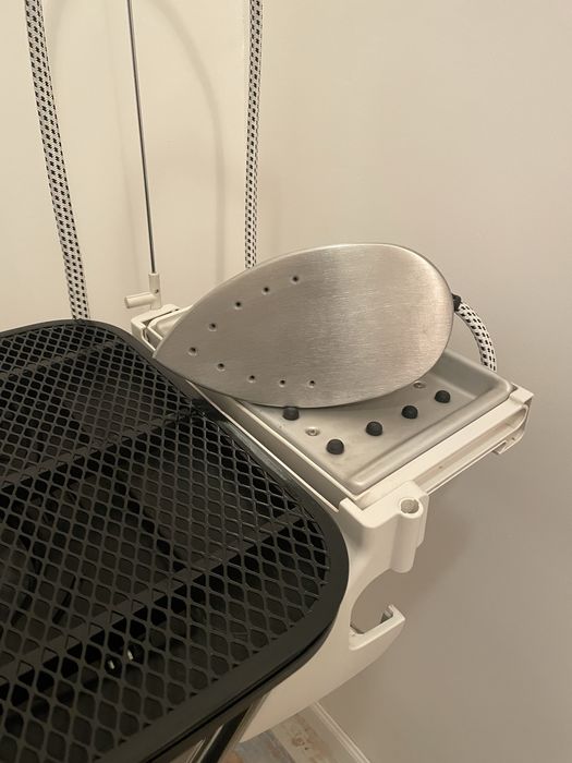 Гладильная система Laurastar