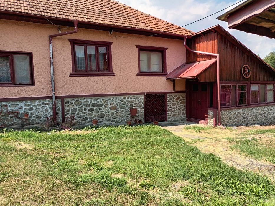 Vanzare casa si pamant comuna Sovarna Mehedinti