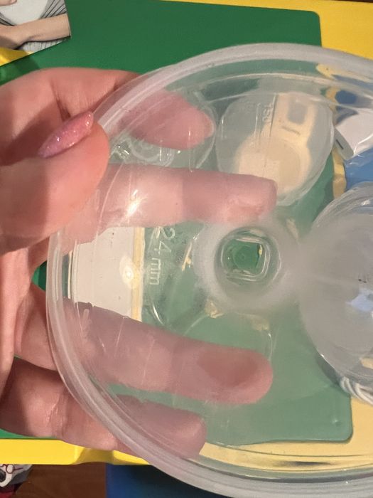 Pompa Medela Freestyle cu cupe portabile