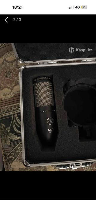 Микрофон AKG P220
