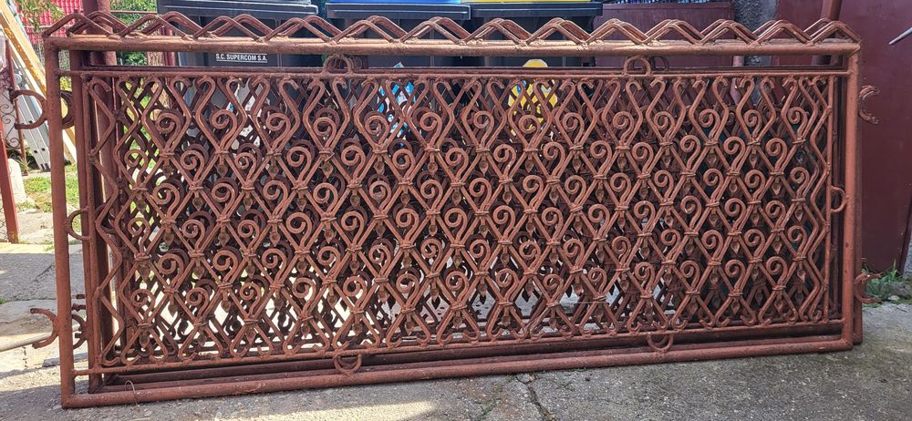 Vând porți și panouri gard