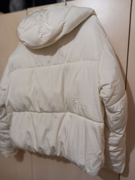 Бяло ватирано дамско яке М размер
