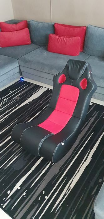 Scaun balansoar muzical gaming