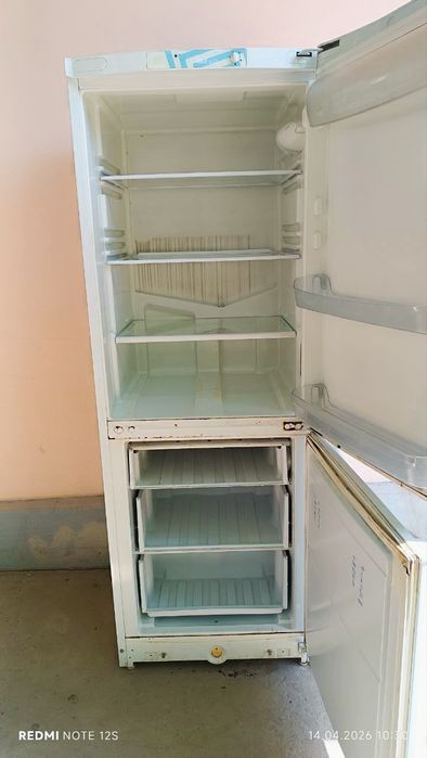 Холодильник indesit