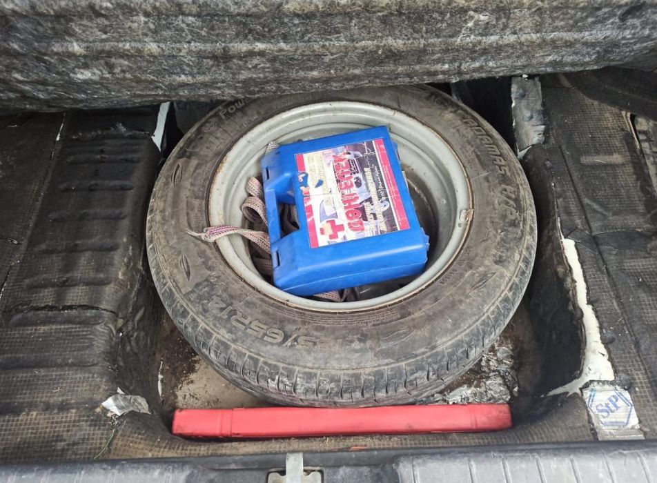 Продам машину Priora