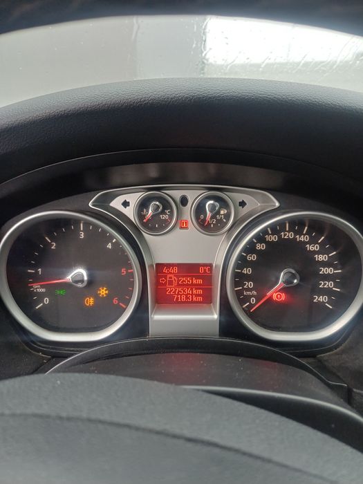 Vând Ford Focus mk2 1.6 diesel E4