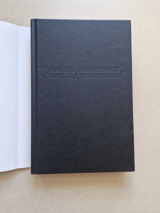 Immortal от Sue Lynn Tan (Deluxe Limited Edition) (на едно четене)