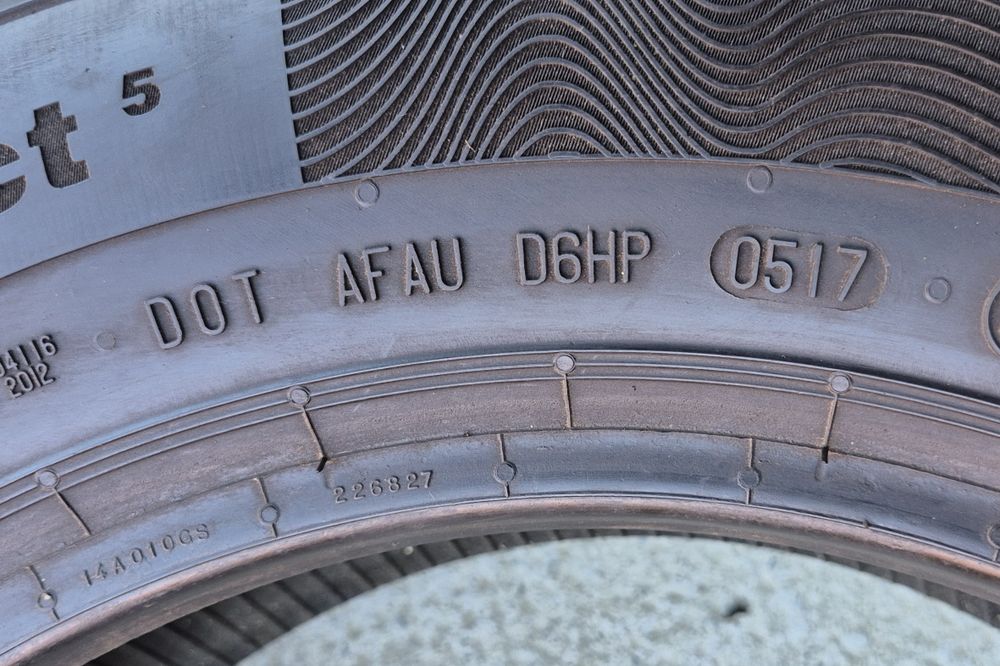 Set 4buc 165/70 R14 81T Continental ContiPremiumContact⁵ vară