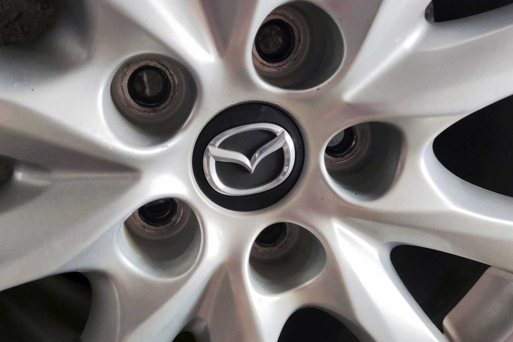 Mazda джанти 17" с летни гуми - 4 бр.