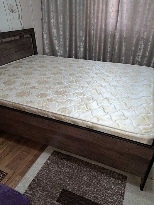 Кровать в отличном состоянии