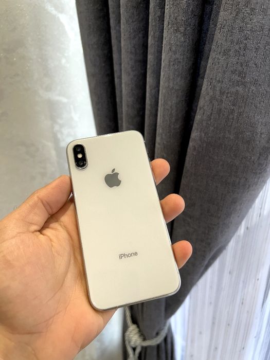 Iphone x 64.       ..