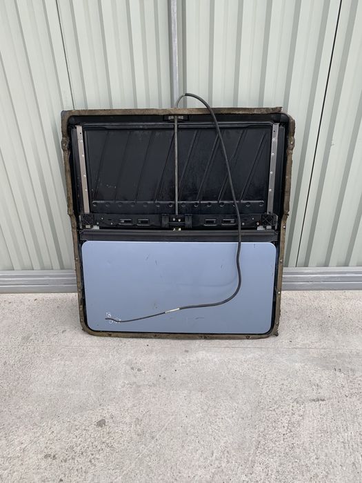 Люк Мерседес 190 Mersedes 190