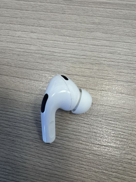 Airpods 2 pro правая сторона