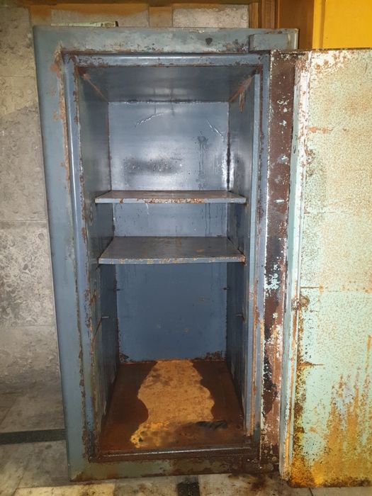 Сейф огнестойкий противопожарный