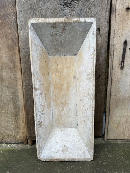 Covata taraneasca venatura in patina calciu