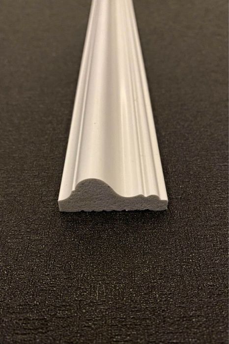 Ramka uchun dekor molding tyaga polimer
