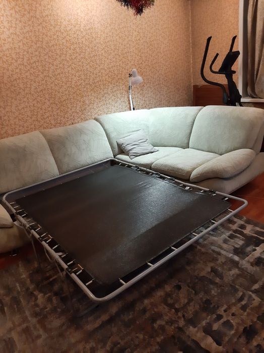 Продаю диванную группу