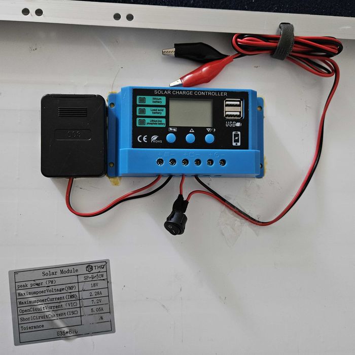 Panou Solar Fotovoltaic 50W cu Regulator Controler incarcare 12 24 V