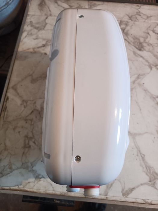 Проточен бойлер за баня и мивка