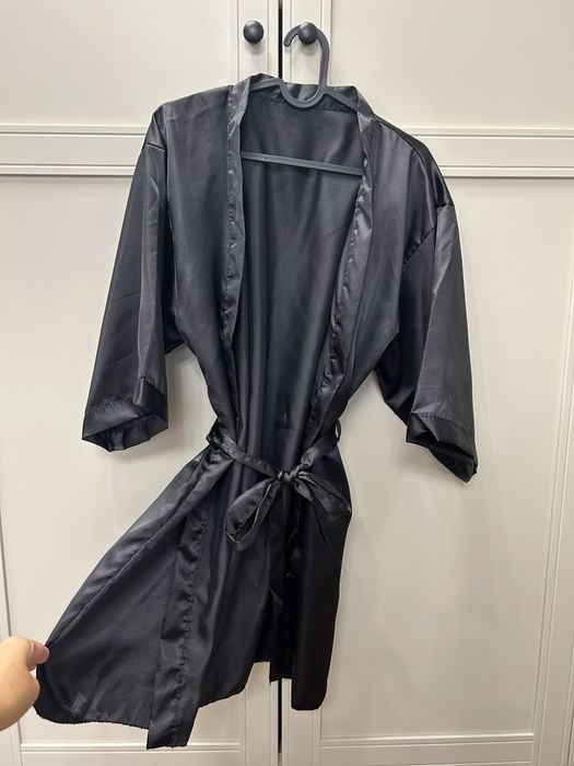 Halat nou negru satinat