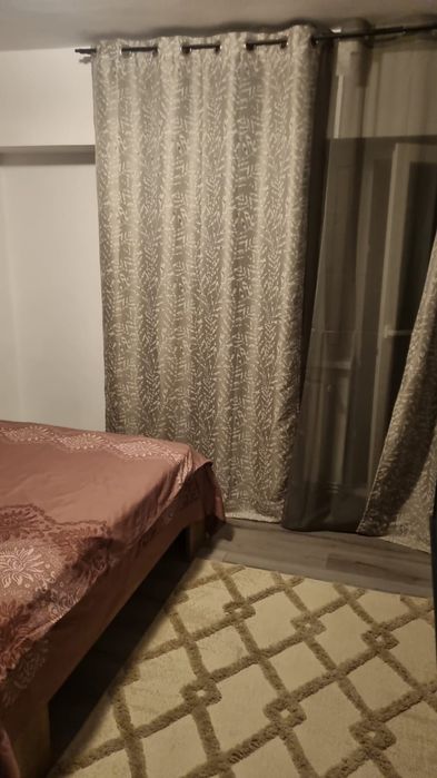 Închiriez apartament centru decomandat et  1