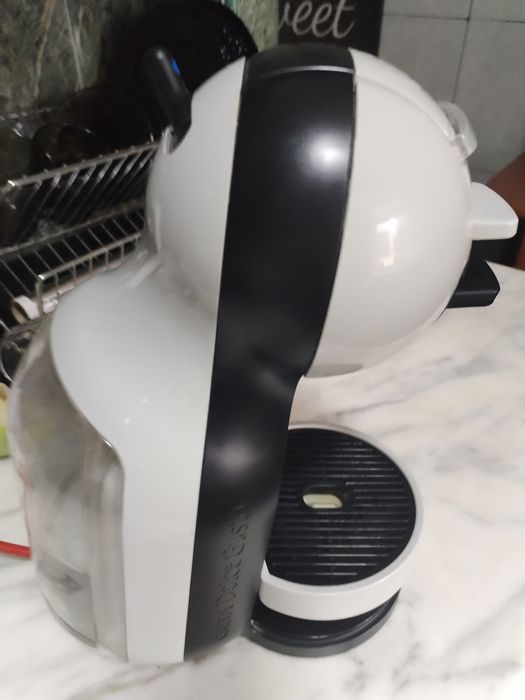 Expresor capsule Dolce Gusto..