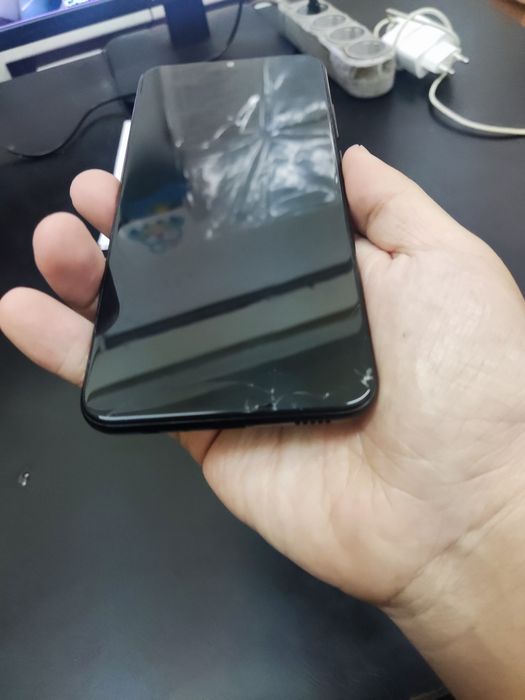 Продам Samsung galaxy a02s 8 ядерный Snapdragon 450