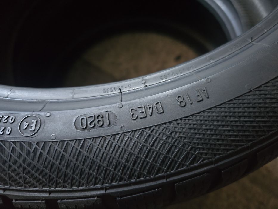 Continental 235/40 R19 96V MS iarnă